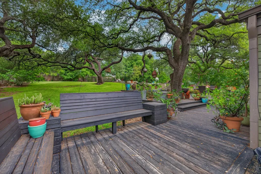 18 Sundown Parkway Austin TX 78746