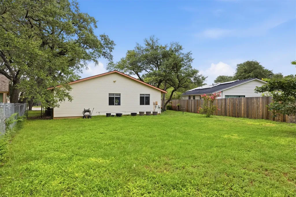 7737 Croftwood Drive Austin TX 78749