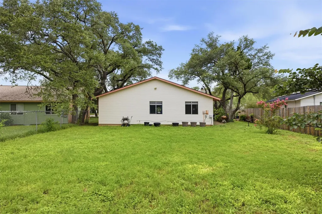 7737 Croftwood Drive Austin TX 78749