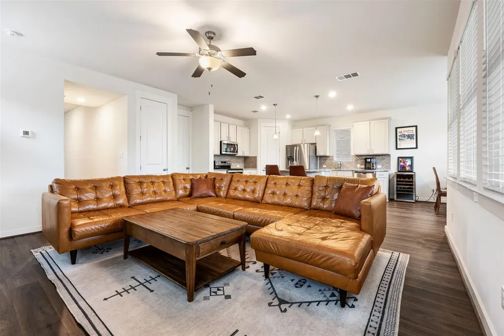 8204 Prairie Rye Drive Lago Vista TX 78645