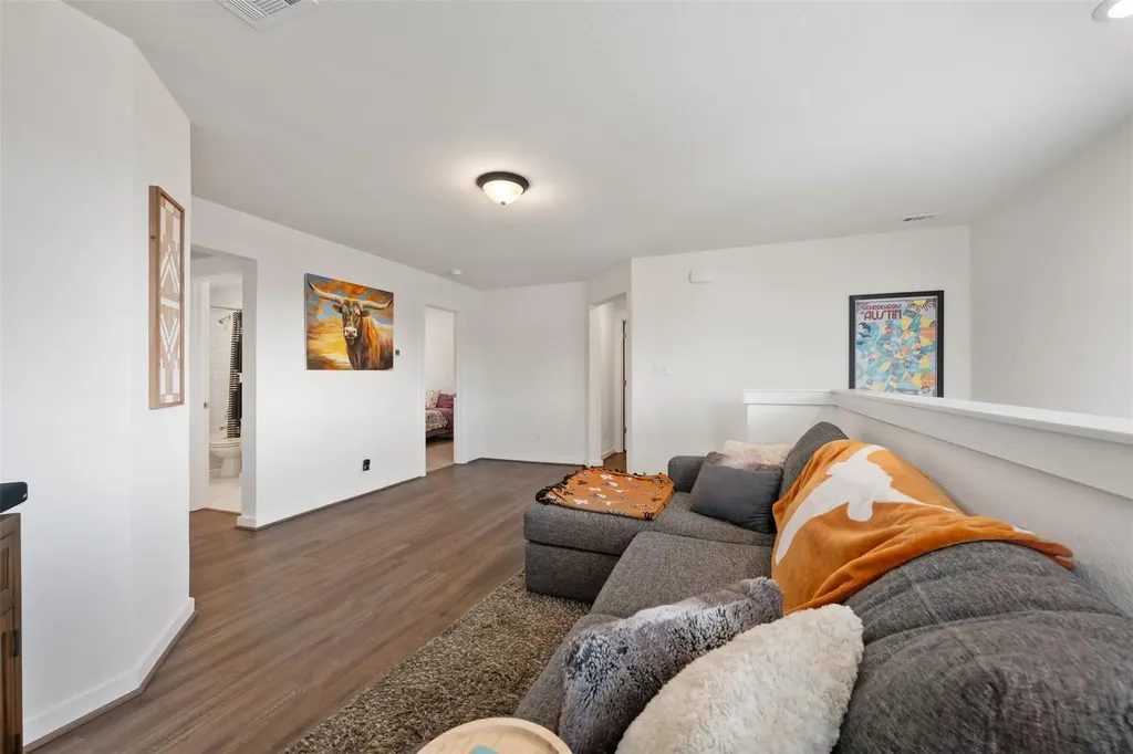8204 Prairie Rye Drive Lago Vista TX 78645