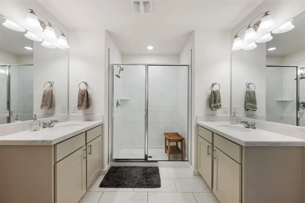 8204 Prairie Rye Drive Lago Vista TX 78645