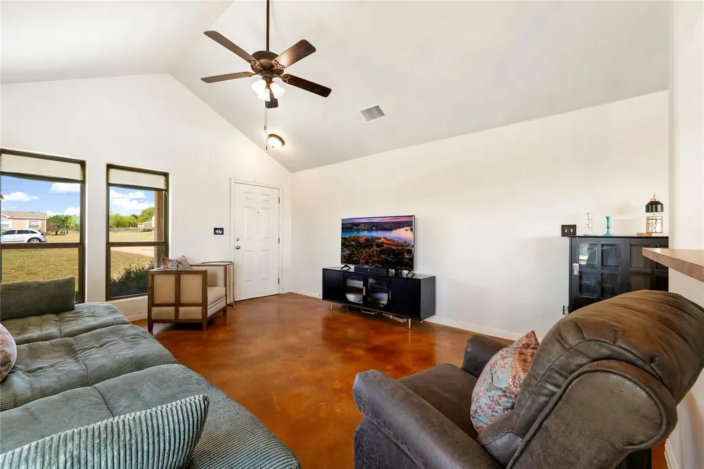 833 Thousand Oaks Trail Liberty Hill TX 78642