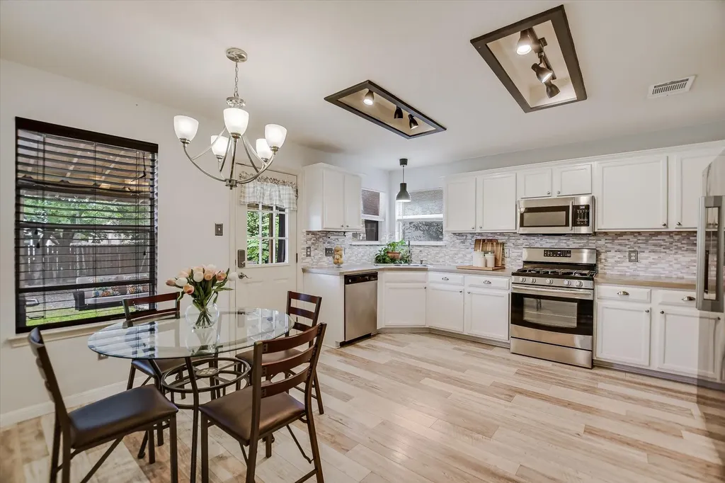 1318 Rosie Lane Cedar Park TX 78613
