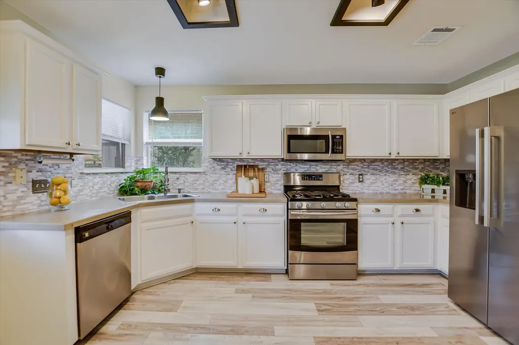 1318 Rosie Lane Cedar Park TX 78613