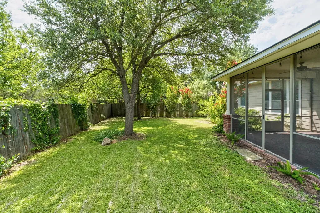 6910 Poncha Pass Austin TX 78749