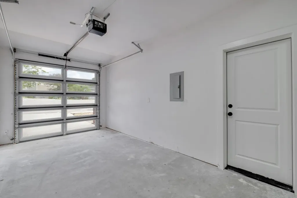 5211 Rob Scott Street Austin TX 78721