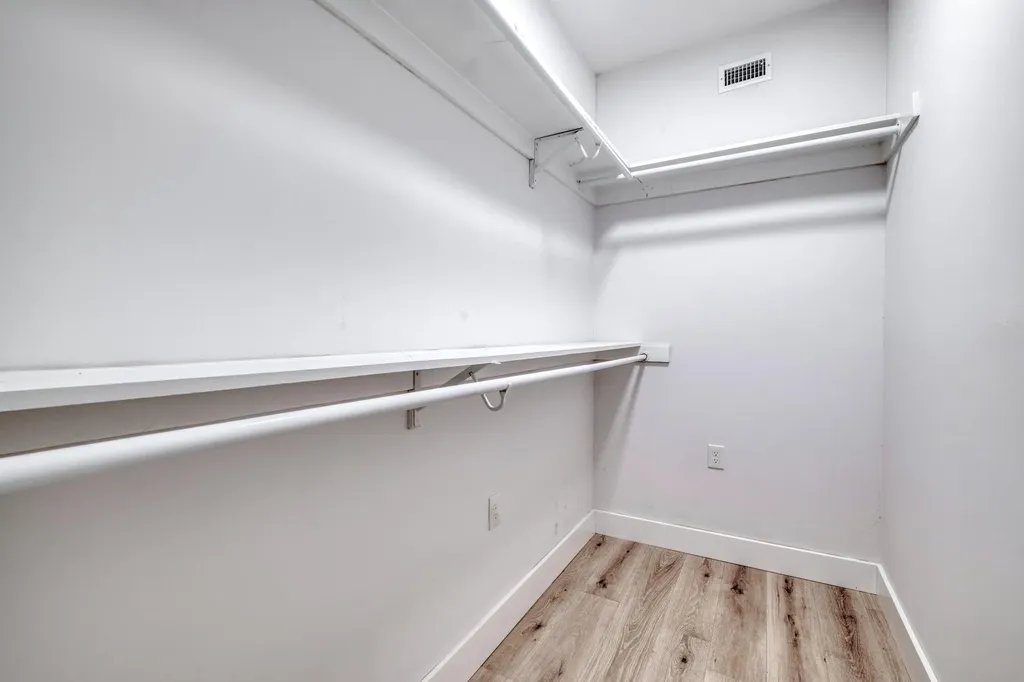 5211 Rob Scott Street Austin TX 78721