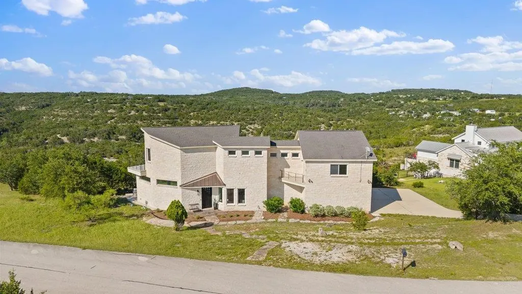 360 Stacey Ann Cove Dripping Springs TX 78620