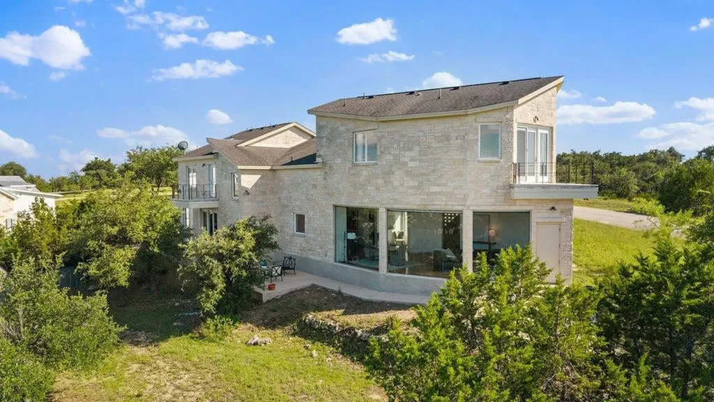 360 Stacey Ann Cove Dripping Springs TX 78620