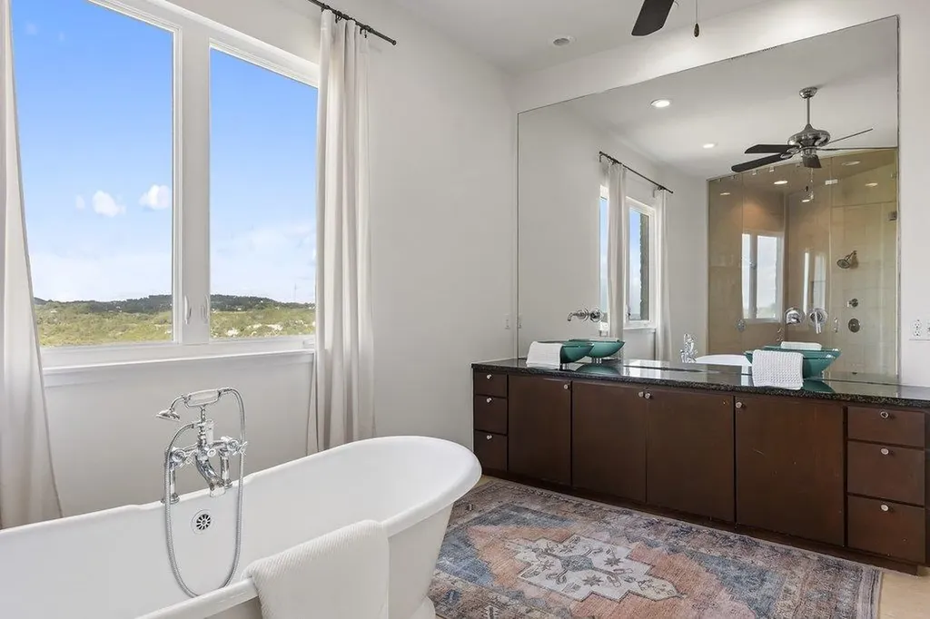360 Stacey Ann Cove Dripping Springs TX 78620