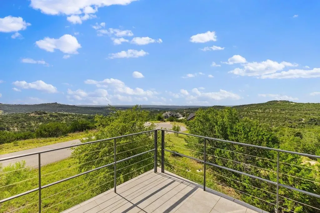 360 Stacey Ann Cove Dripping Springs TX 78620