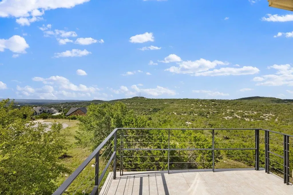 360 Stacey Ann Cove Dripping Springs TX 78620