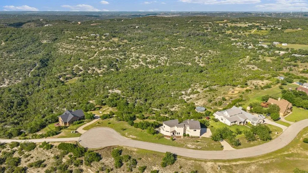 360 Stacey Ann Cove Dripping Springs TX 78620