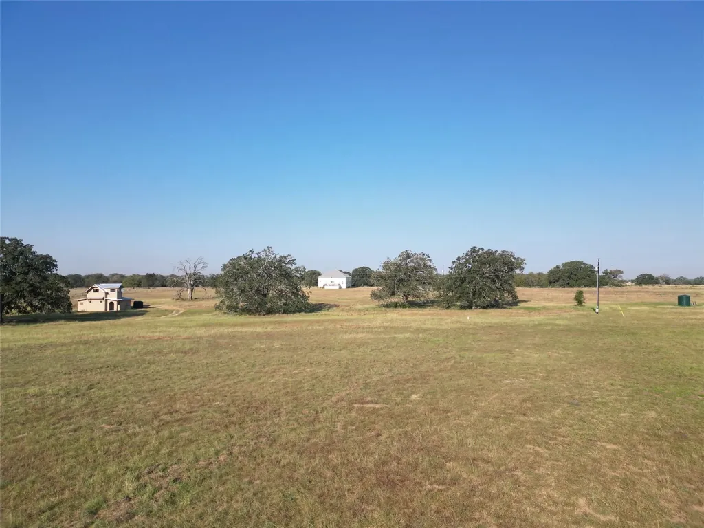 439 Arrow Lane Luling TX 78648