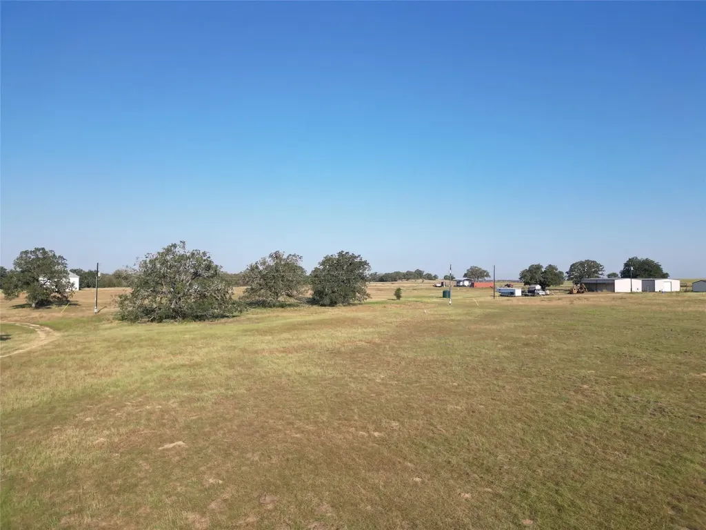 439 Arrow Lane Luling TX 78648