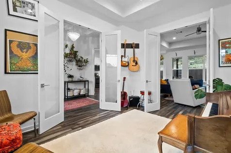 706 Stow Drive Spicewood TX 78669