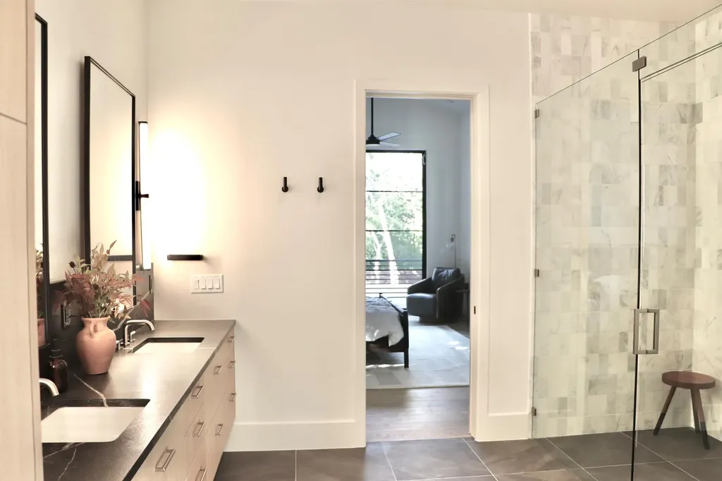 6102 Forest Hills Drive Austin TX 78746