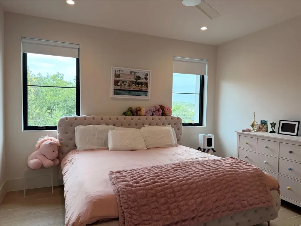 6102 Forest Hills Drive Austin TX 78746
