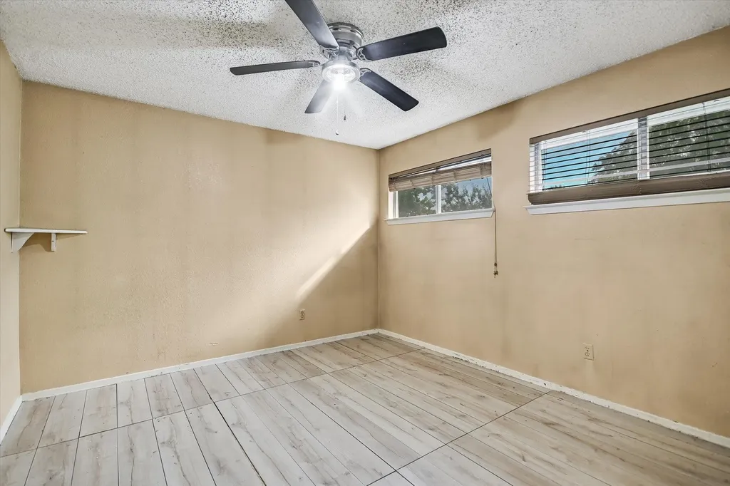 7505 Islander Drive Austin TX 78749