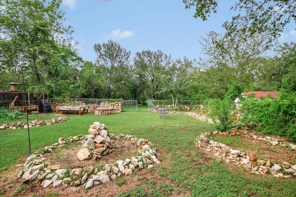 7505 Islander Drive Austin TX 78749