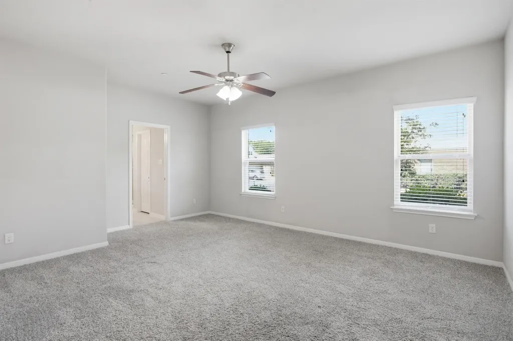 2304 S Lakeline Boulevard Cedar Park TX 78613