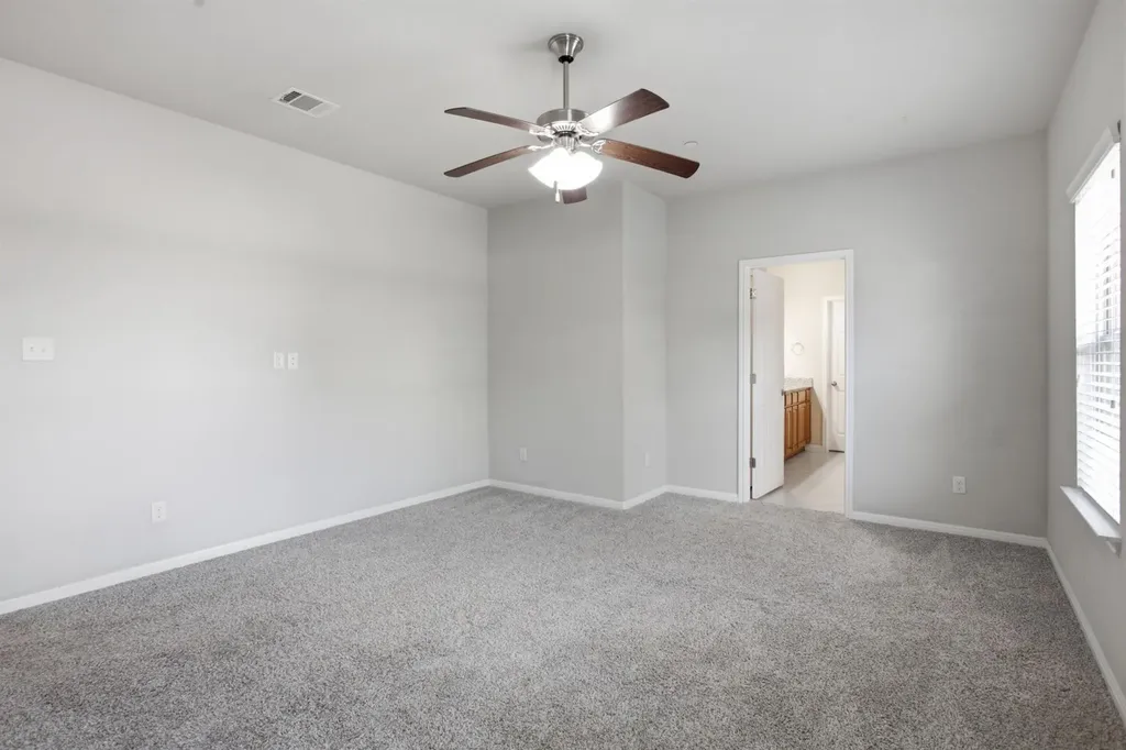 2304 S Lakeline Boulevard Cedar Park TX 78613