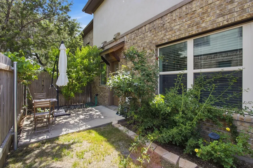 2304 S Lakeline Boulevard Cedar Park TX 78613