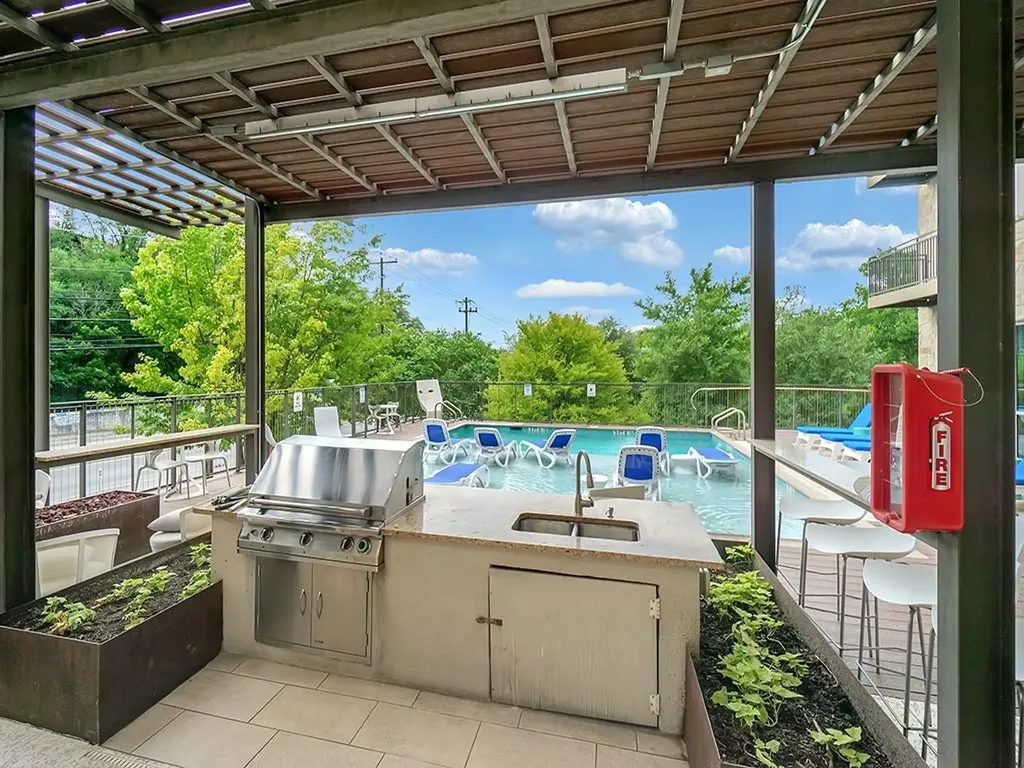 1900 Barton Springs Road Austin TX 78704