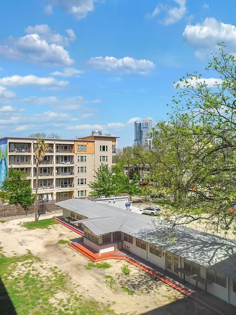 1900 Barton Springs Road Austin TX 78704