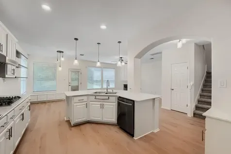 65 White Magnolia Circle Lakeway TX 78734