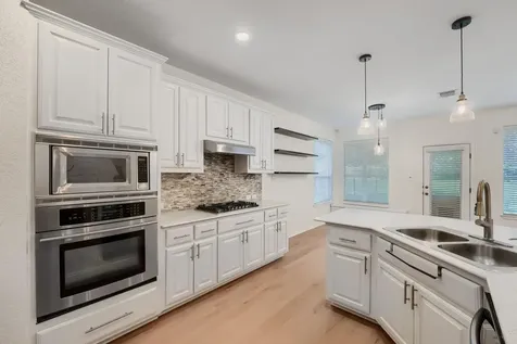 65 White Magnolia Circle Lakeway TX 78734