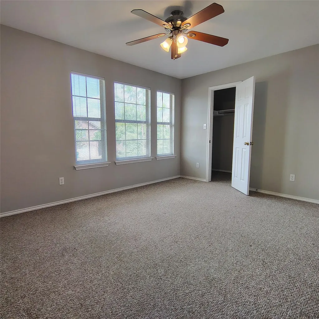 1107 Fox Sparrow Cove Pflugerville TX 78660