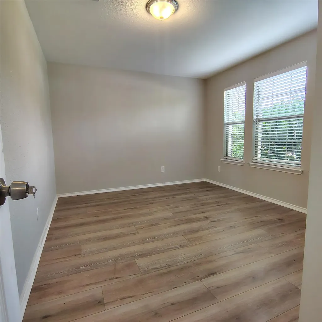1107 Fox Sparrow Cove Pflugerville TX 78660