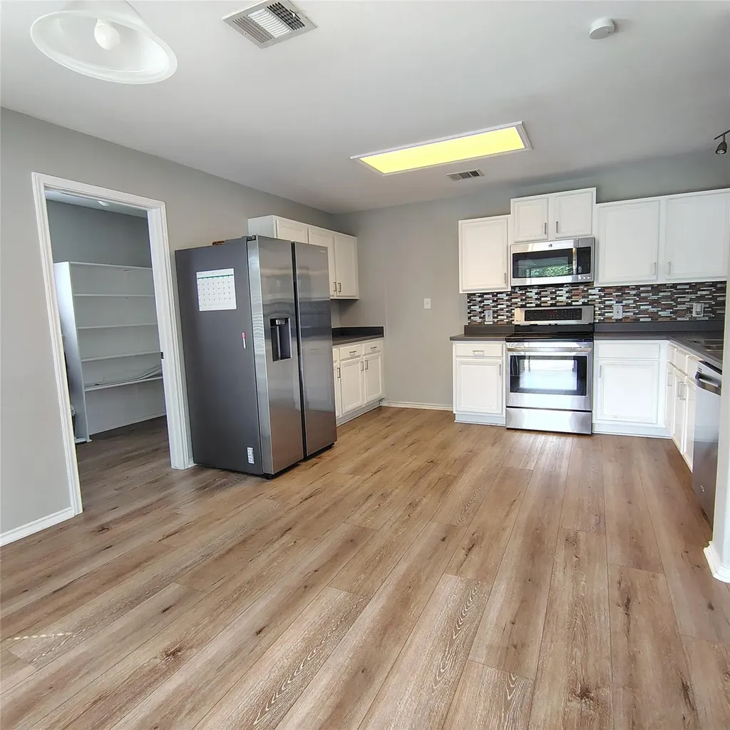 1107 Fox Sparrow Cove Pflugerville TX 78660