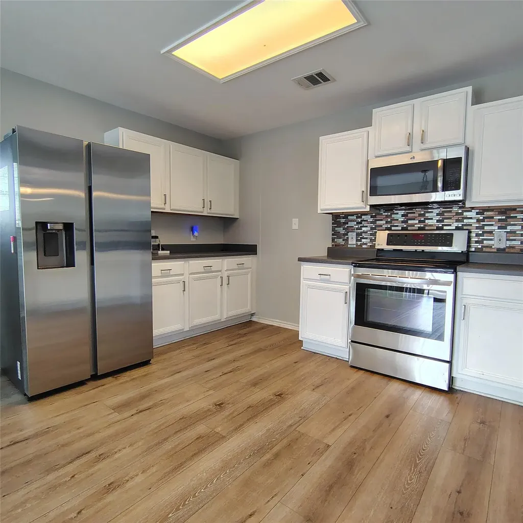 1107 Fox Sparrow Cove Pflugerville TX 78660