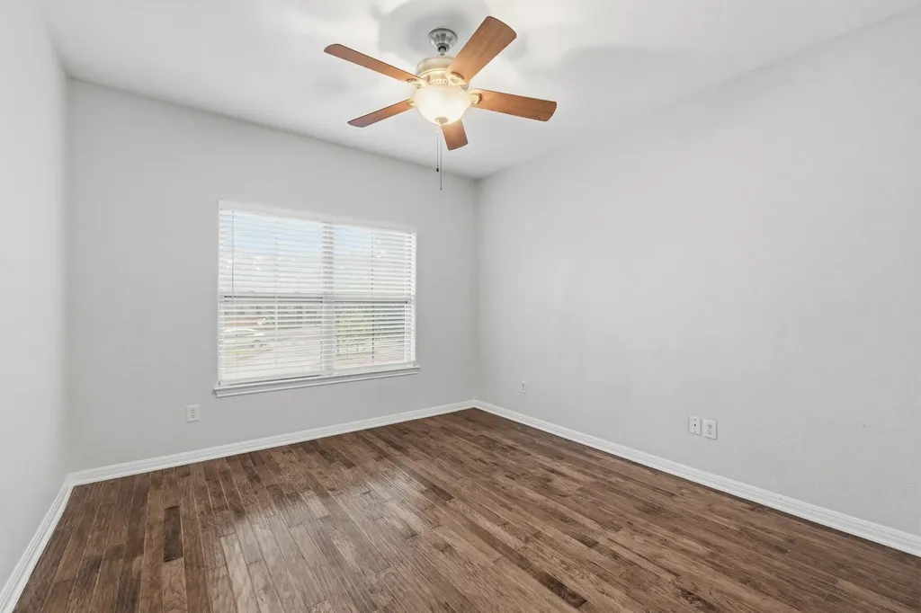 6810 Deatonhill Drive Austin TX 78745