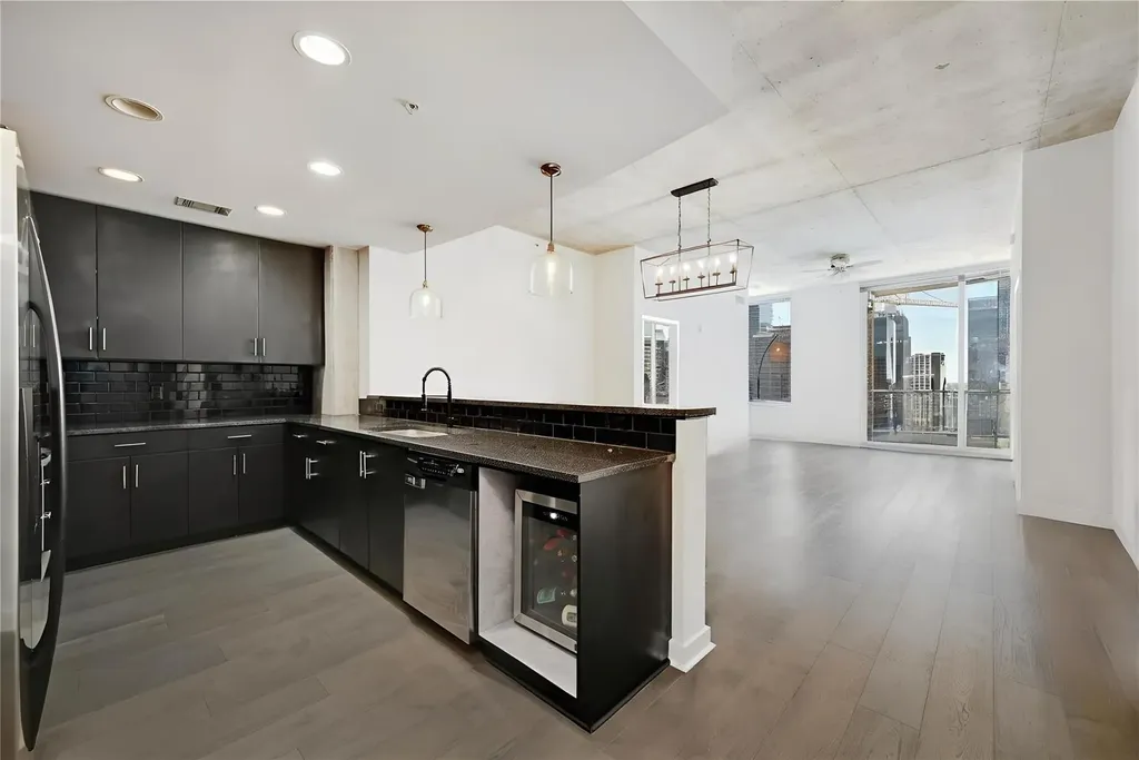 360 Nueces Street Austin TX 78701