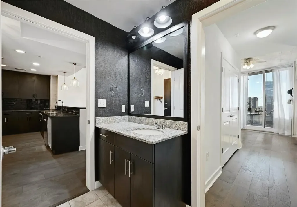 360 Nueces Street Austin TX 78701