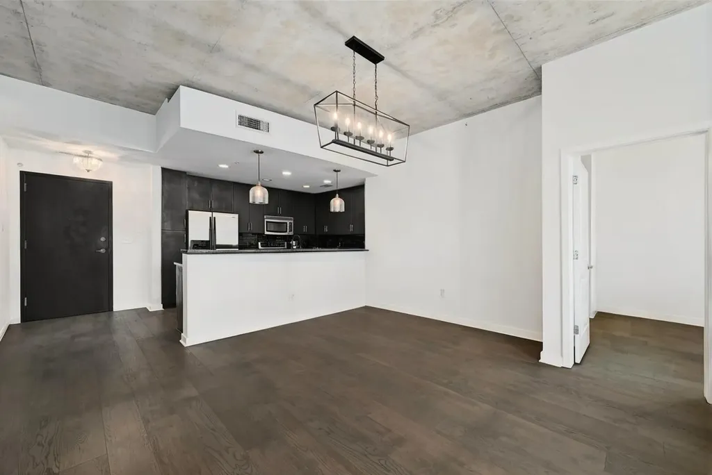 360 Nueces Street Austin TX 78701