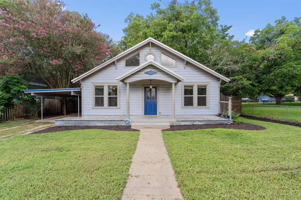 503 Short Street Smithville TX 78957