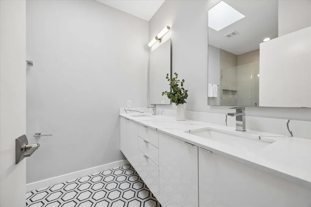 2108 Tillery Street Austin TX 78723