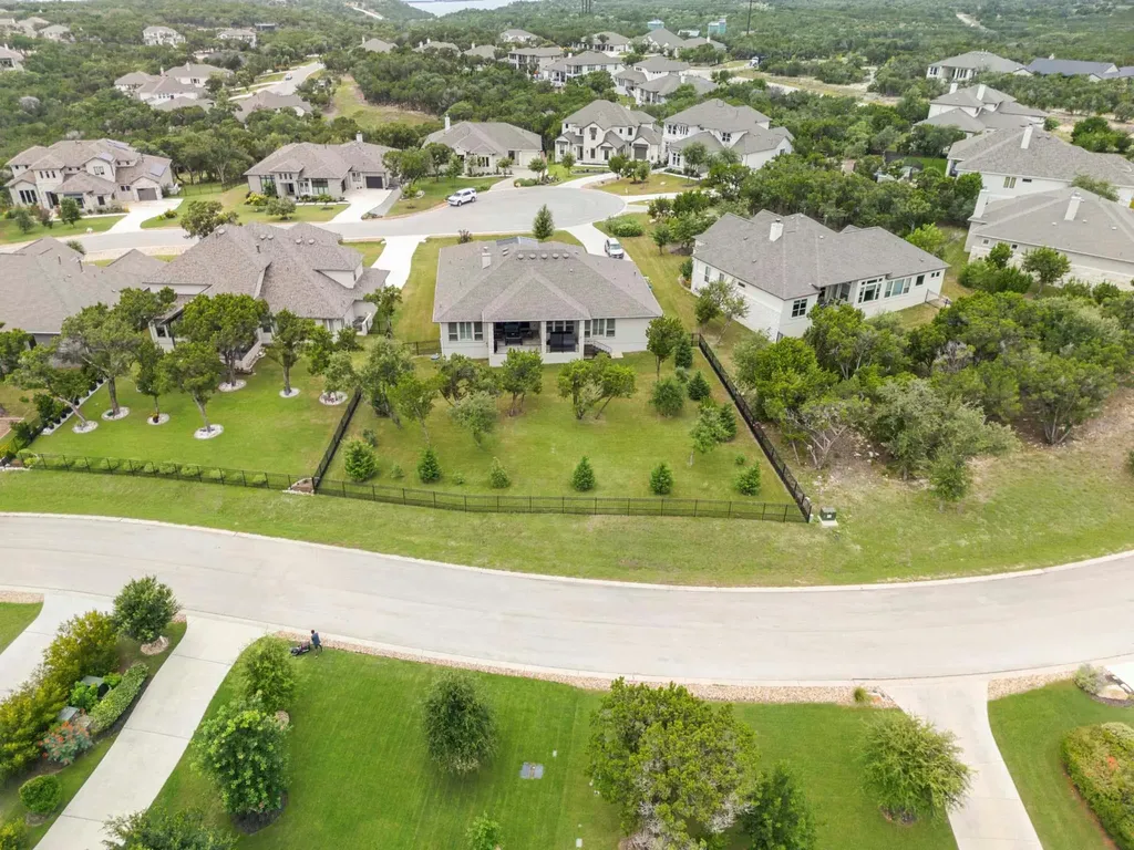 6708 Adventures Place Jonestown TX 78645