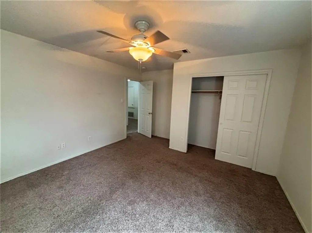 12828 Starbrimson Trail Elgin TX 78621