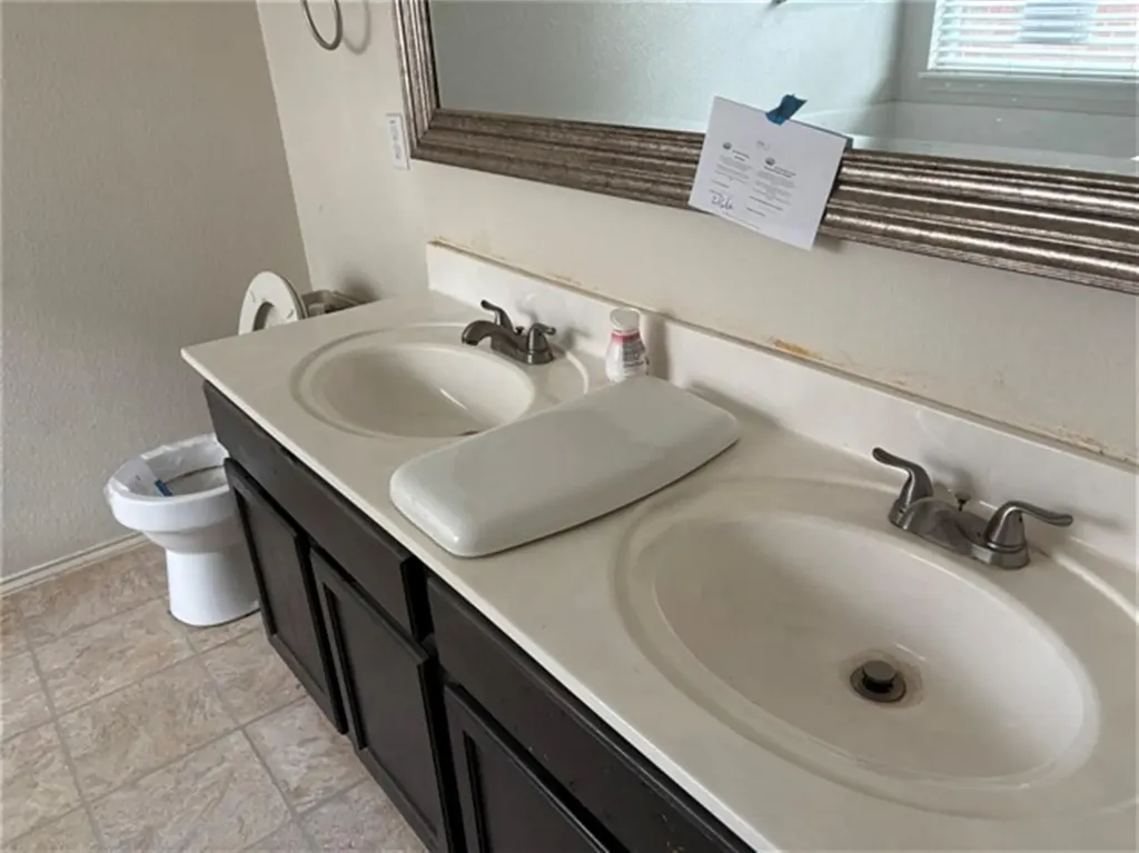 12828 Starbrimson Trail Elgin TX 78621
