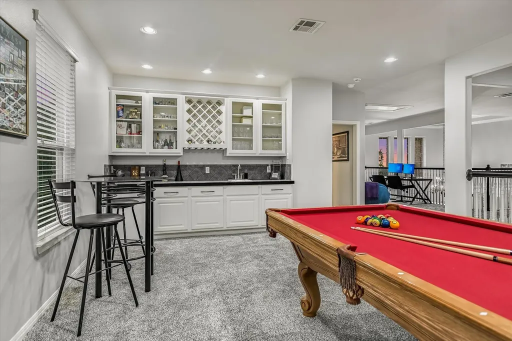 8802 Westminster Glen Austin TX 78730