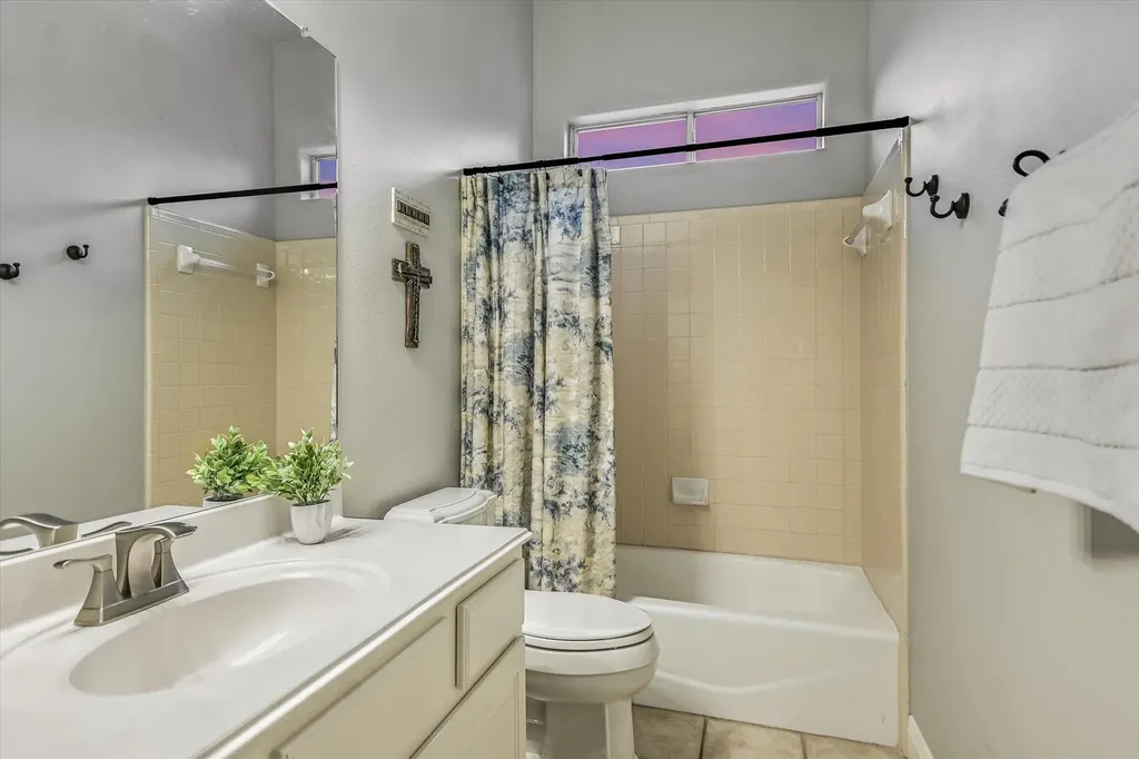 8802 Westminster Glen Austin TX 78730