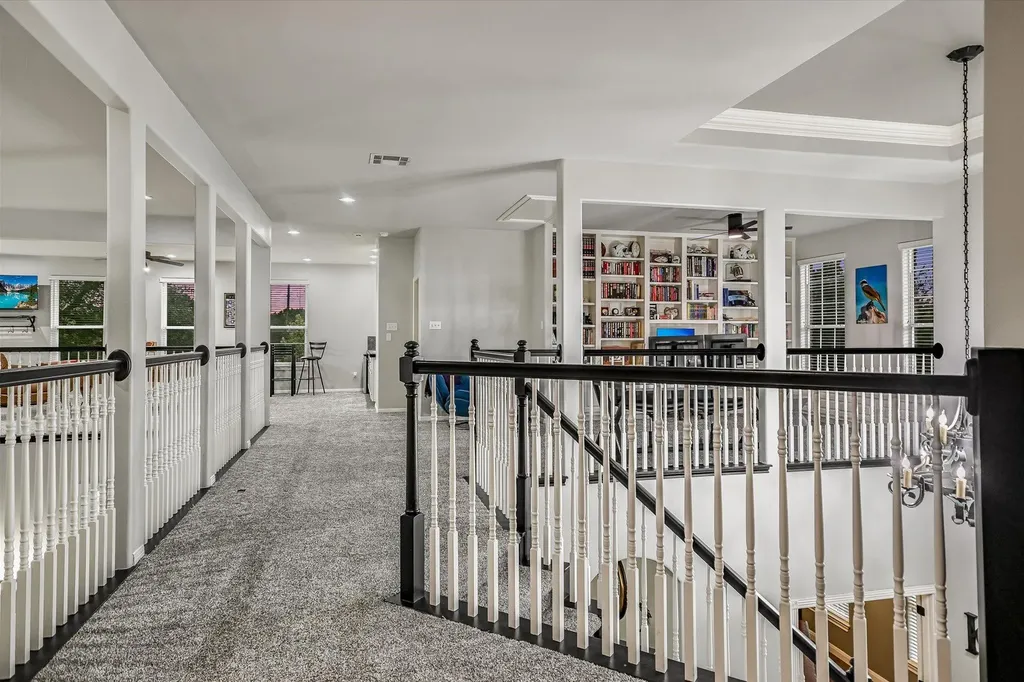 8802 Westminster Glen Austin TX 78730