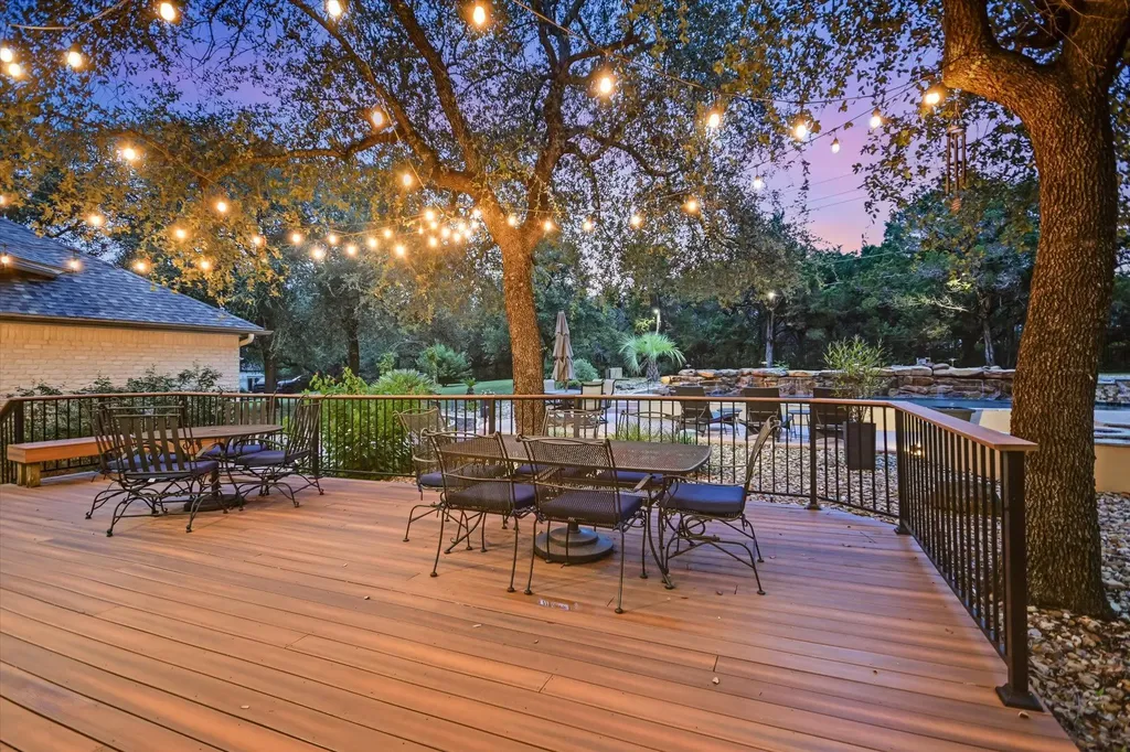 8802 Westminster Glen Austin TX 78730