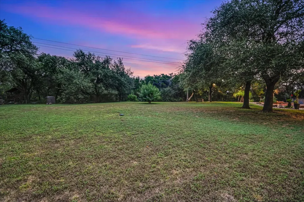 8802 Westminster Glen Austin TX 78730